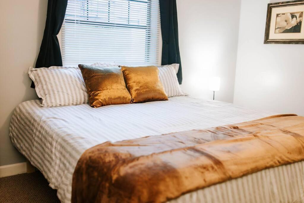 Cozy 3-Bed Athens Getaway, Right Near Uga! Apartment Ngoại thất bức ảnh