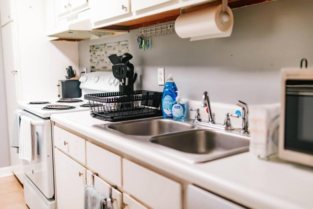 Cozy 3-Bed Athens Getaway, Right Near Uga! Apartment Ngoại thất bức ảnh