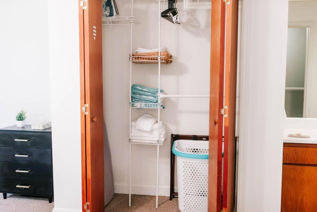 Cozy 3-Bed Athens Getaway, Right Near Uga! Apartment Ngoại thất bức ảnh